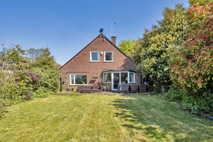 4 Bedroom Detached House For Sale In Chart Lane, Brasted Chart, Westerham, TN16