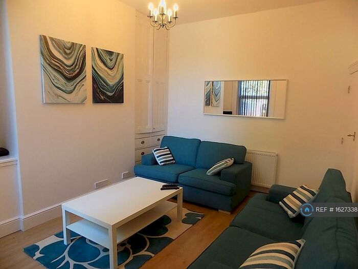 4 Bedroom Terraced House To Rent In St. Pauls Road, Preston, PR1