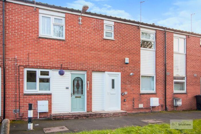 3 Bedroom House To Rent In Hawksmoor Close, Whitchurch, BS14