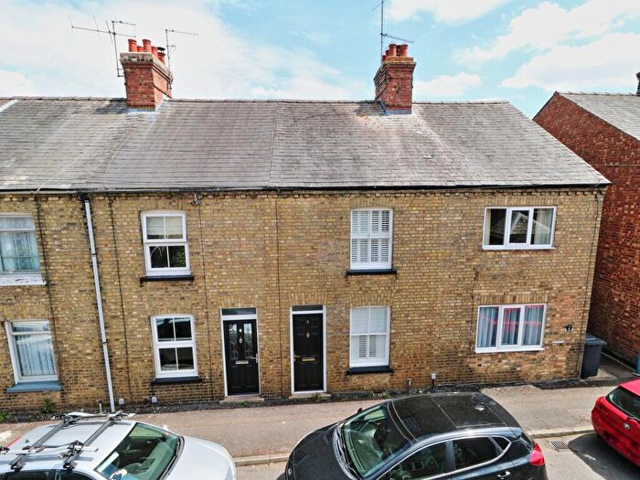 2 Bedroom Terraced House For Sale In Buckley Road, Eynesbury, St Neots, PE19