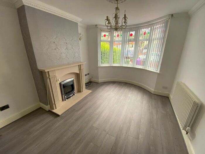 3 Bedroom Semi-Detached House To Rent In Scott Avenue, Penn, Wolverhampton, WV4