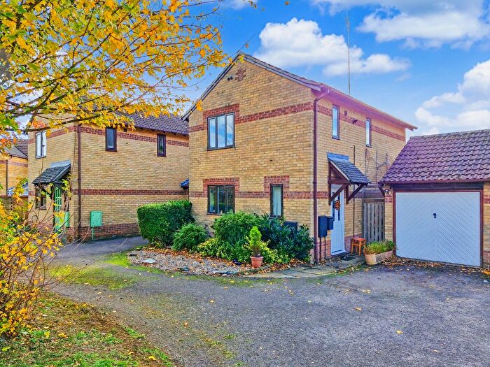 3 Bedroom Detached House For Sale In Birch Close, Woodford Halse, NN11