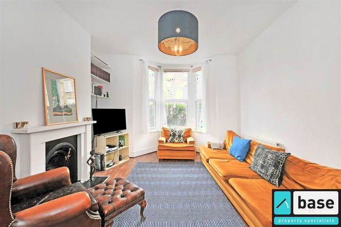 3 Bedroom Terraced House To Rent In Blurton Road, Clapton, London, E5