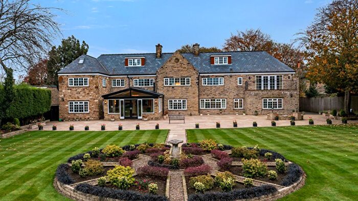 6 Bedroom Detached House For Sale In Wigton Lane, Alwoodley, Leeds, LS17