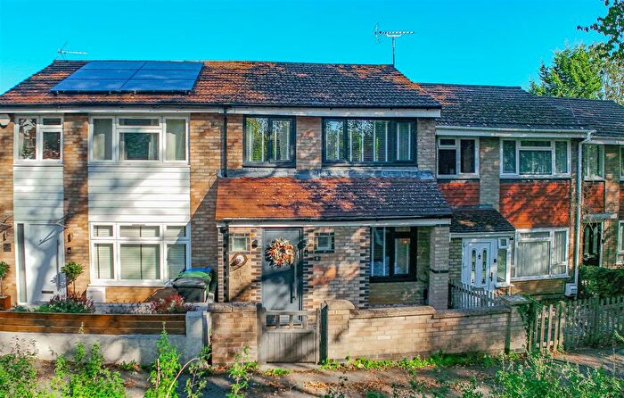 3 Bedroom Terraced House For Sale In Kimpton Close, Hemel Hempstead, HP2