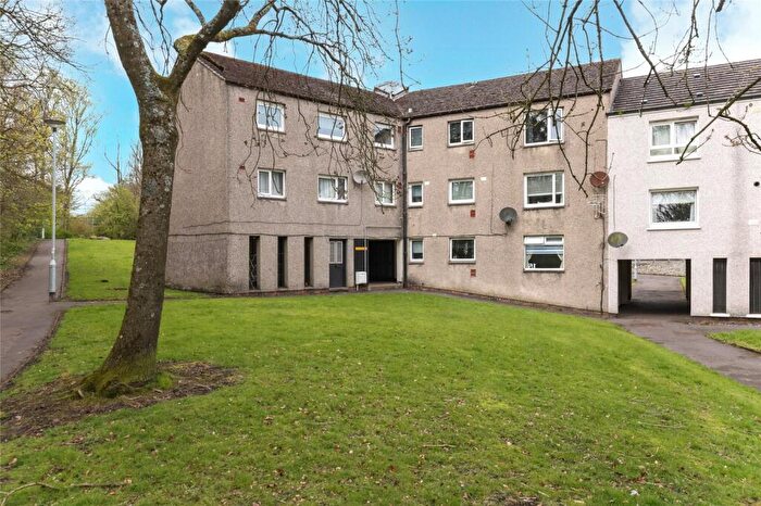 3 Bedroom Flat For Sale In Tarbolton Road, Glasgow, Lanarkshire, G67