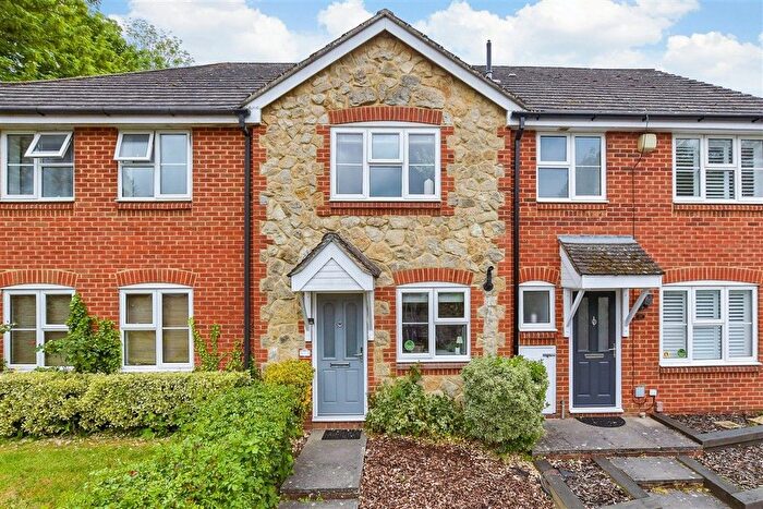 2 Bedroom Terraced House For Sale In The Rocks Road, East Malling, Kent, ME19