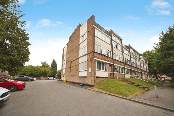 Studio For Sale In Swanston Grange, Luton, LU4