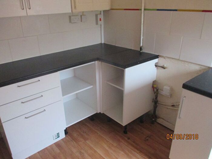 3 Bedroom Terraced House To Rent In Whiston Grove, Birmingham, B29