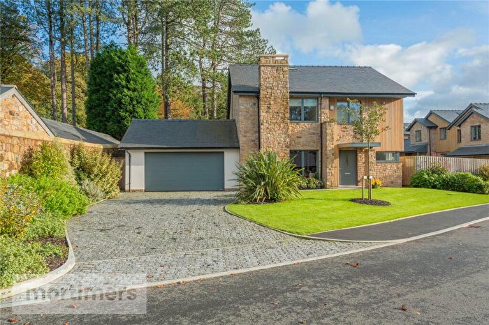 4 Bedroom Detached House For Sale In Withnell Hall Gardens, Withnell, Chorley, Lancashire, PR6