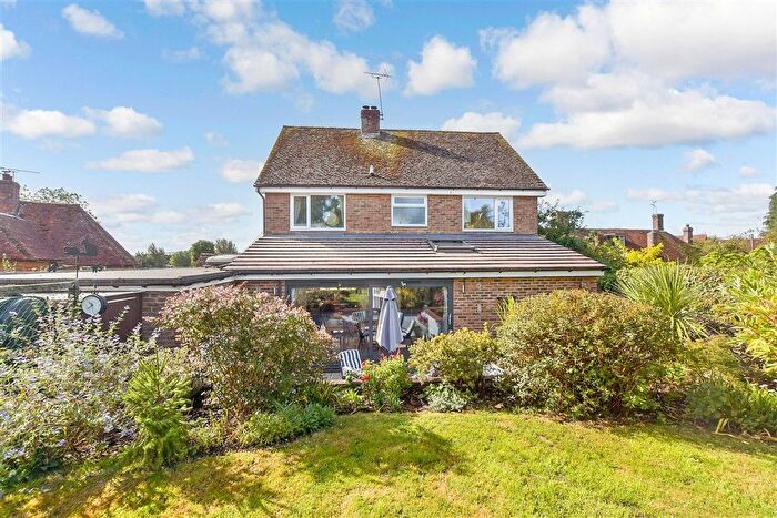 5 Bedroom Detached House For Sale In Lossenham Lane, Newenden, Kent, TN18