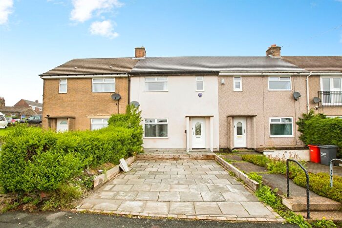 2 Bedroom Terraced House For Sale In Whitehill Road, Halifax, HX2
