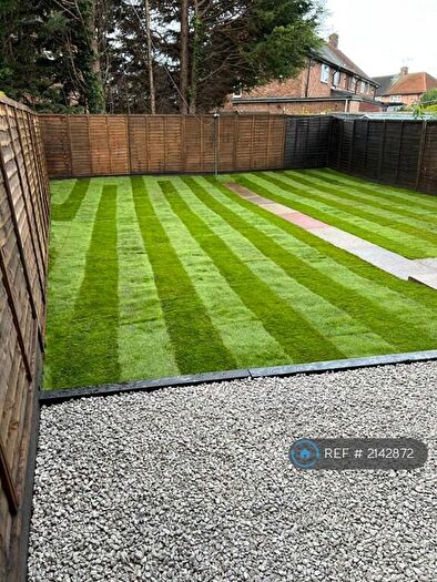 3 Bedroom Terraced House To Rent In Amethyst Road, Hull, HU9