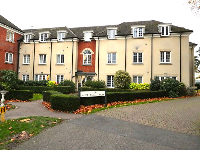 2 Bedroom Apartment For Sale In Janet Blunt House, Twyford, OX17