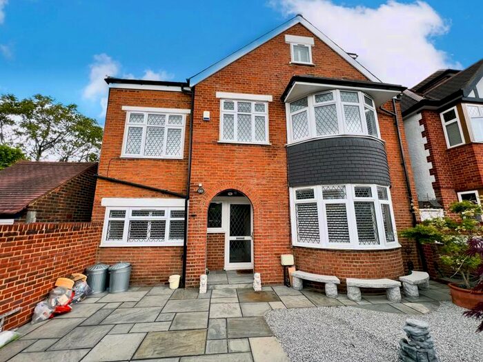 6 Bedroom Terraced House To Rent In Leacroft Avenue, London, SW12