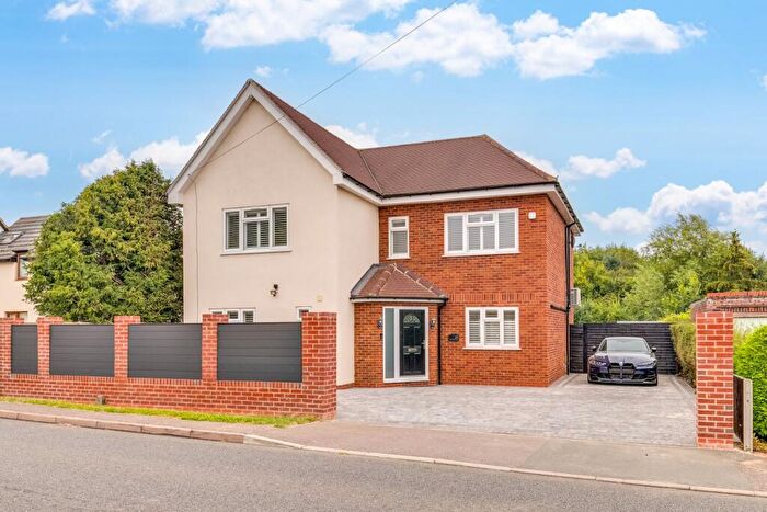 5 Bedroom Detached House For Sale In Box End Road, Kempston, Bedford, MK43