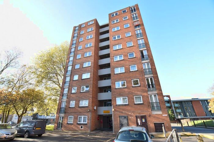 1 Bedroom Flat To Rent In Sowerby Close, Eltham, SE9