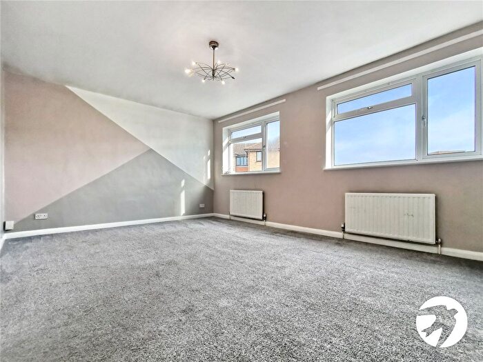 2 Bedroom Flat To Rent In Albert Road, Belvedere, DA17