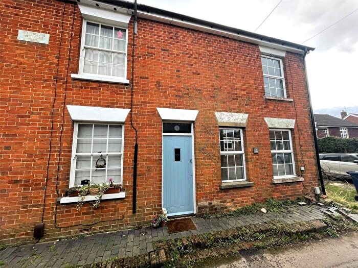 2 Bedroom End Of Terrace House To Rent In Bethel Lane, Farnham, Surrey, GU9