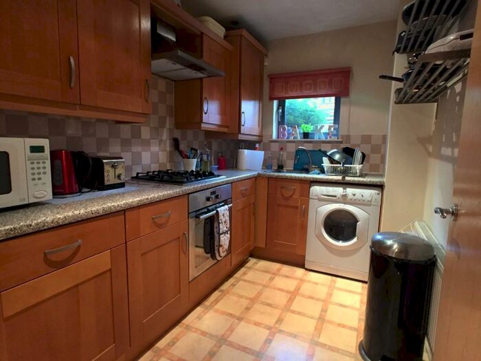 2 Bedroom Flat To Rent In Bournbrook Court, Edgbaston, Birmingham, B5