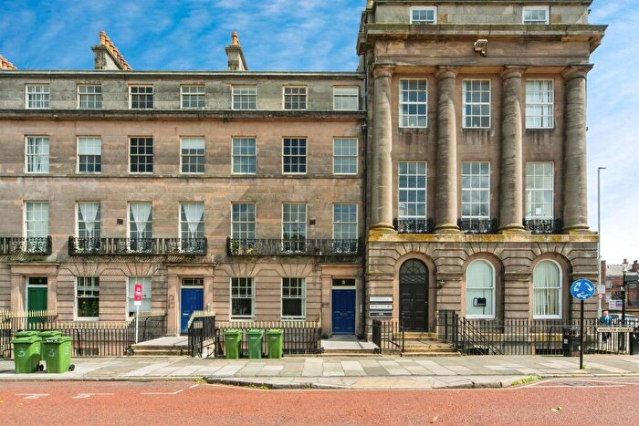 2 Bedroom Apartment For Sale In Hamilton Square, Birkenhead, CH41