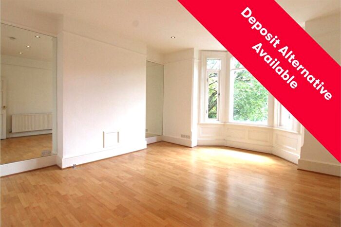2 Bedroom Apartment To Rent In Somerset Road, New Barnet, Barnet, EN5