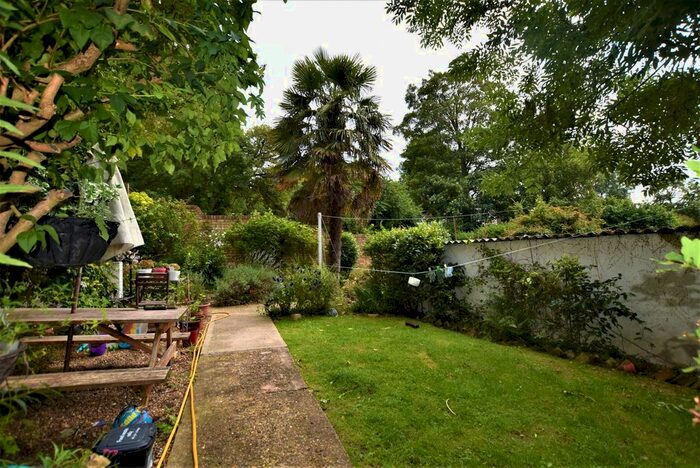 1 Bedroom Flat To Rent In Central Hill, London, SE19