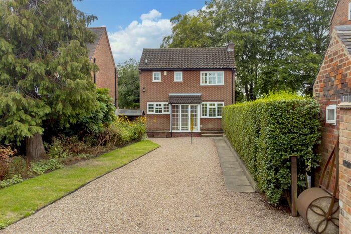 2 Bedroom Detached House For Sale In Wards Lane, Breaston, DE72