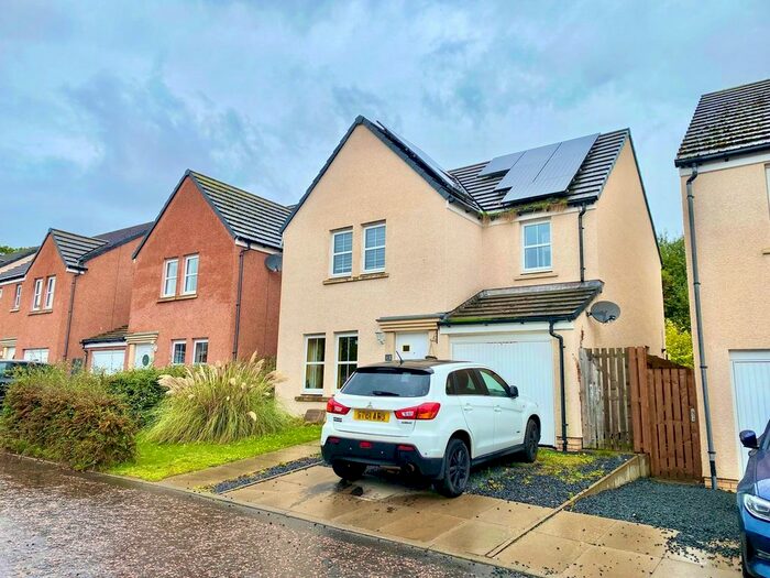 4 Bedroom Detached House For Sale In Stable Gardens, Galashiels, TD1