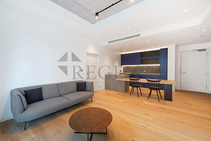 2 Bedroom Apartment To Rent In Rendel House, Hope Walk, E14