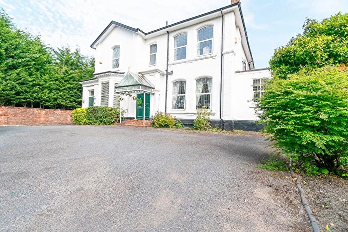 4 Bedroom Semi-Detached House For Sale In Lulworth Road, Southport, Merseyside, PR8