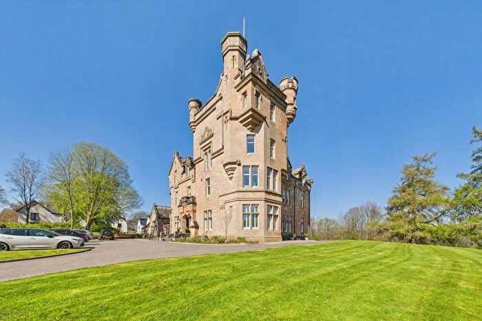 2 Bedroom Flat For Sale In Dalnair Castle, Dalnair Estate, Croftamie, G63