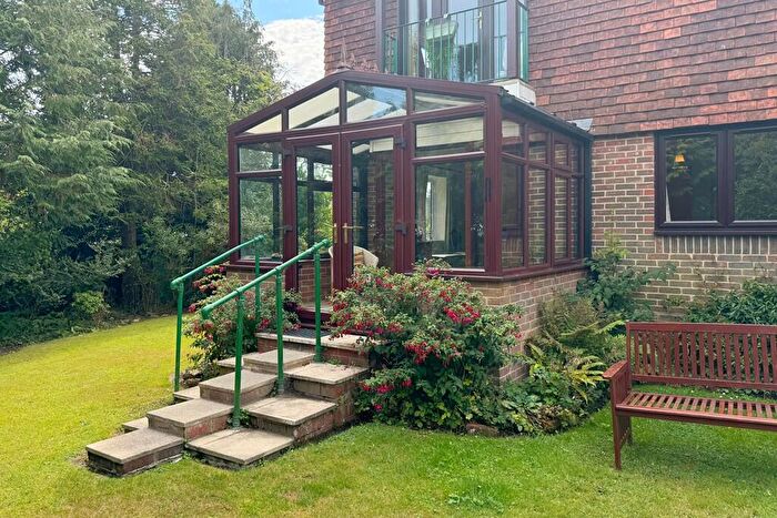 1 Bedroom Retirement Property For Sale In Pyrford Gardens, Belmore Lane, Lymington, Hampshire, SO41