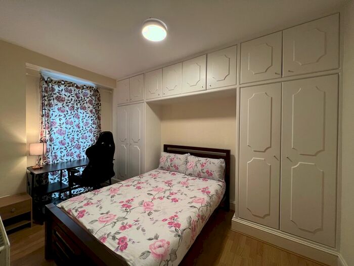 1 Bedroom Flat To Rent In Oakley Street, London, SW3