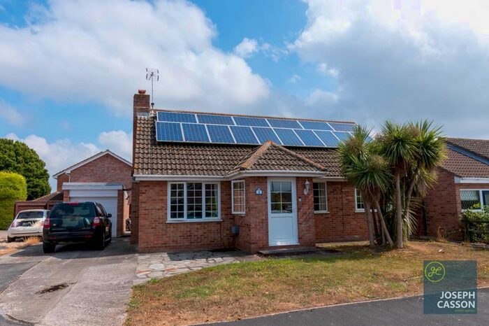 4 Bedroom Detached House For Sale In Kiln Close, Combwich, Bridgwater, TA5