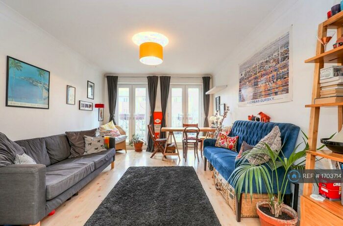 2 Bedroom Flat To Rent In Cheshire Street, London, E2