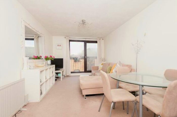 1 Bedroom Flat To Rent In Homeleigh, London Road, Patcham, Brighton BN1