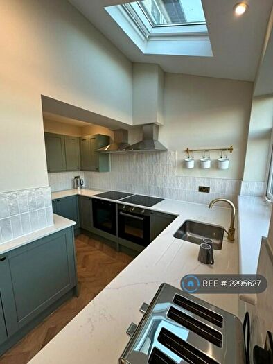 6 Bedroom Terraced House To Rent In Mackie Road, Filton, Bristol, BS34