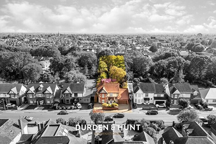 5 Bedroom Property For Sale In Berther Road, Hornchurch, RM11