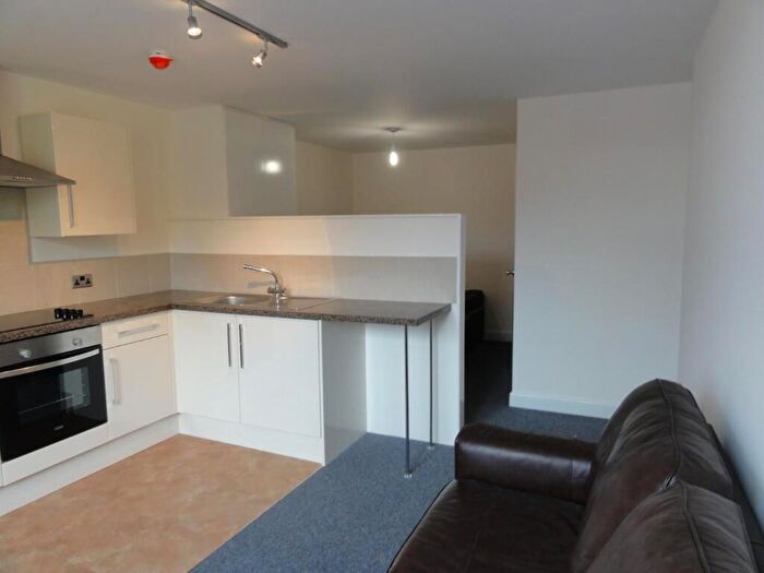 Studio To Rent In Flat H, West Street, S1