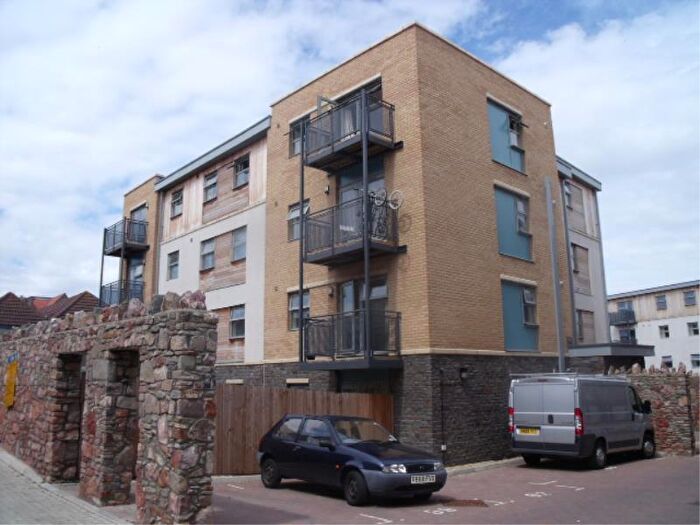 2 Bedroom Apartment To Rent In Talevera Close - Old Market, BS2