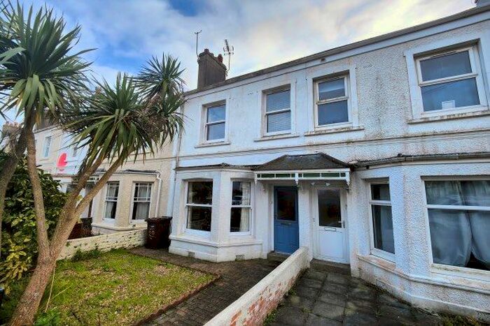 3 Bedroom Terraced House To Rent In Trevethan Road, Falmouth, TR11