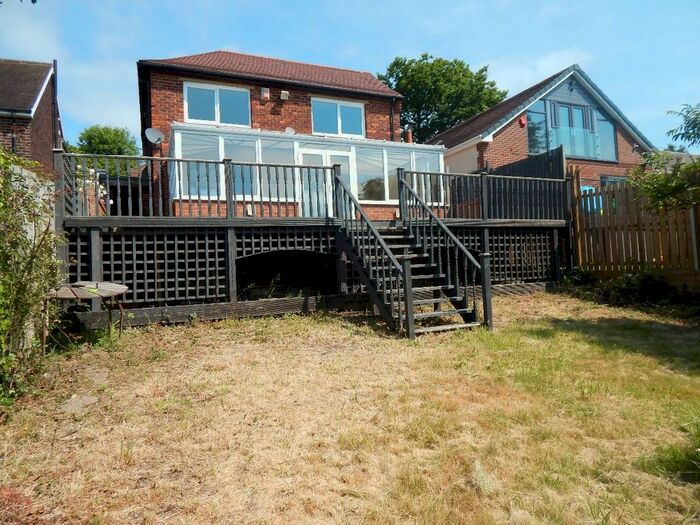 4 Bedroom Detached House To Rent In Whitley Road, Dewsbury, WF12