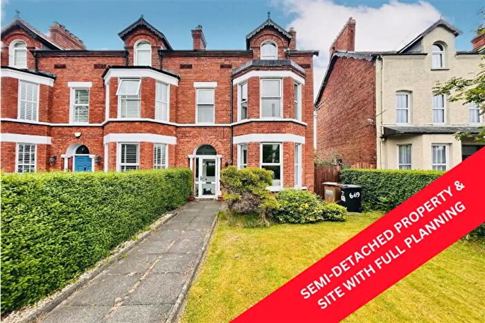7 Bedroom End Of Terrace House For Sale In Antrim Road, Belfast, BT15