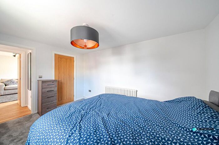 1 Bedroom Flat For Sale In Ilston Way, West Cross, Swansea, SA3