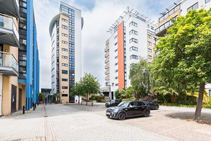2 Bedroom Flat For Sale In Ocean Wharf, Westferry Road, London, E14