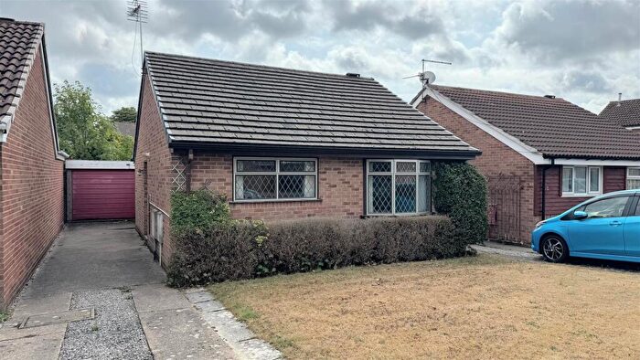 2 Bedroom Bungalow For Sale In Hobkirk Drive, Sinfin, Derby, DE24