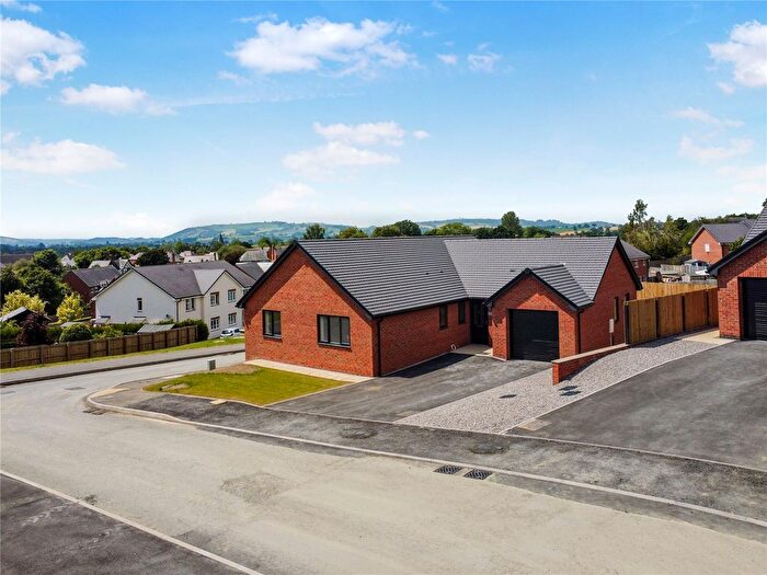 3 Bedroom Bungalow For Sale In Ridgeway View, Churchstoke, Powys, SY15