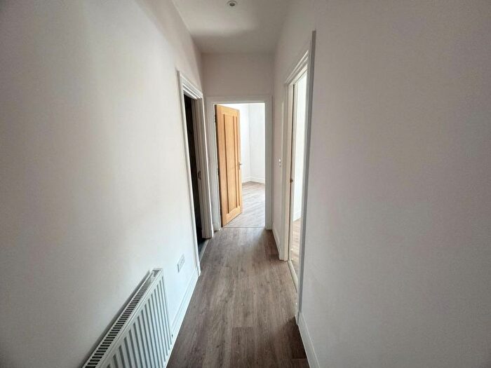 1 Bedroom Flat To Rent In High Road, London, N22