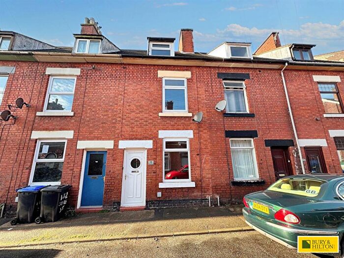 4 Bedroom Terraced House For Sale In Chorley Street., Leek, ST13